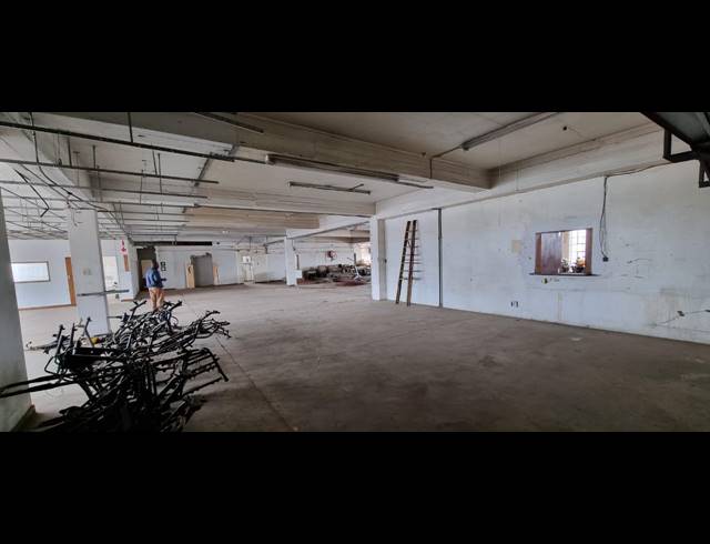 7,175M² WAREHOUSE FOR SALE IN NEW CENTRE